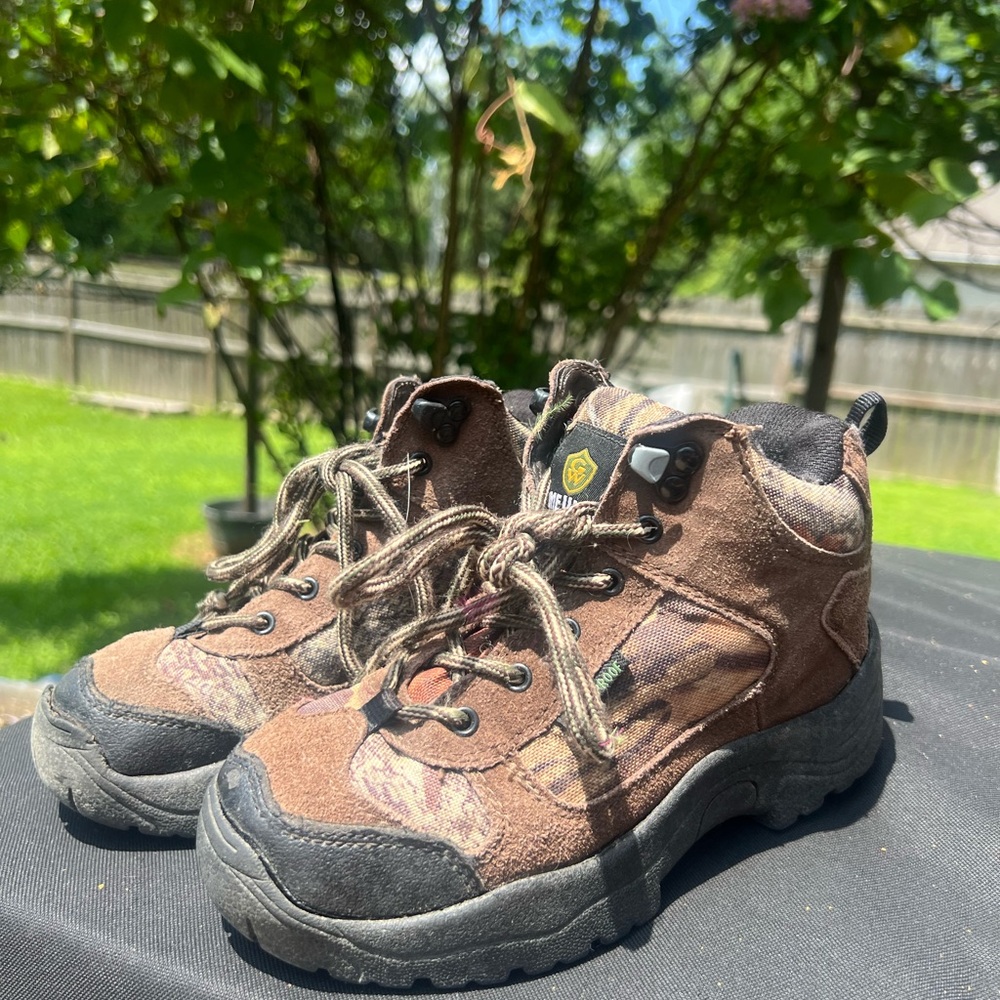Game Winner, Waterproof Little Boy, size 1, Brown Hiking Boots, Ankle Support